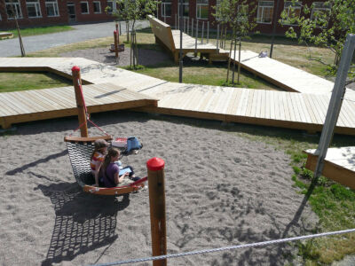 Fruit Farm: wooden deck and hammock